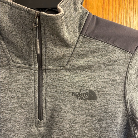 The North Face 3/4 Zip Long Sleeve Grey - Picture 4 of 12